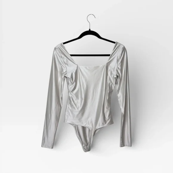Babaton Size Small Shimmer Bodysuit (B)‎ - Picture 2 of 4